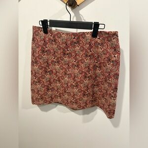LIKE NEW- TORY BURCH MINI SKIRT - size 8